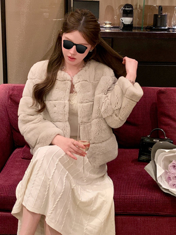 Палто от изкуствен косъм, casual стил, дълги ръкави, полиестер, хоризонтално пришиване на косъм, обикновена дължина