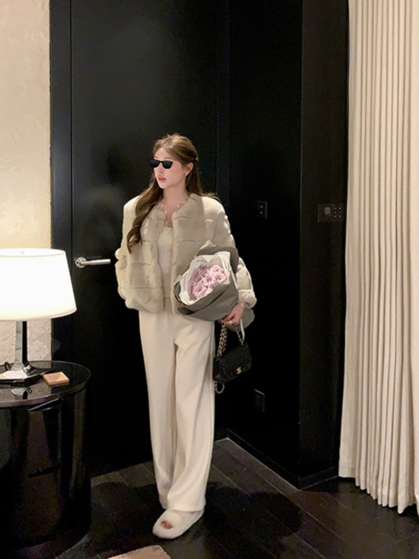 Палто от изкуствен косъм, casual стил, дълги ръкави, полиестер, хоризонтално пришиване на косъм, обикновена дължина