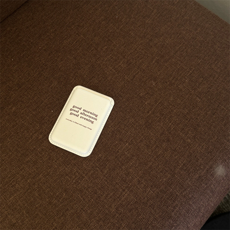 Maixu MagSafe bőr kártyatartó iPhone-hoz – kompatibilis az iPhone 15 Pro Max, 14 Pro és az iPhone 13