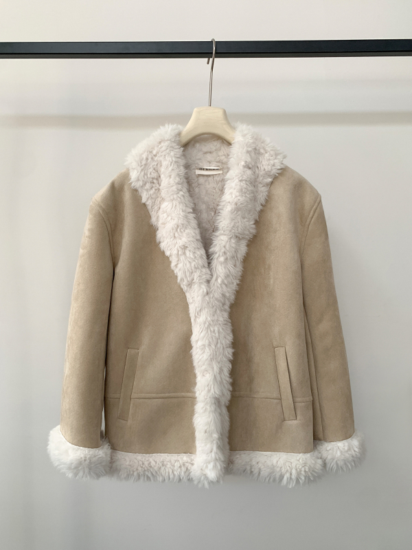 Дамско палто от замша с патчворк и изкуствен пух, полиестерна тъкан, дълги ръкави, V-образно деколте