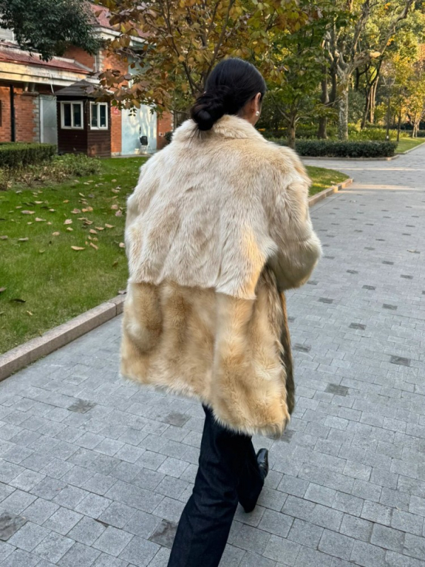 Палто от изкуствена лисица с дълги ръкави, яка тип сако, ретро стил, зима 2024