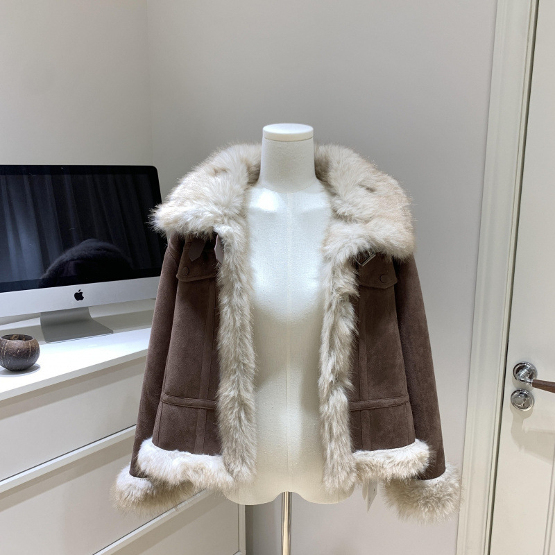 Къса куртка с изкуствен косъм, подплатена с флис, ретро мотоциклетен стил, зимен сезон 2025