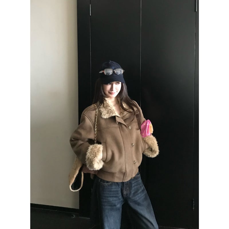 Ženska velur jakna s integriranom ekološkom krznom, Vintage London Girl stil; oblik A, debeli materijal, obična duljina, zatvarač, stil kraljice sestre