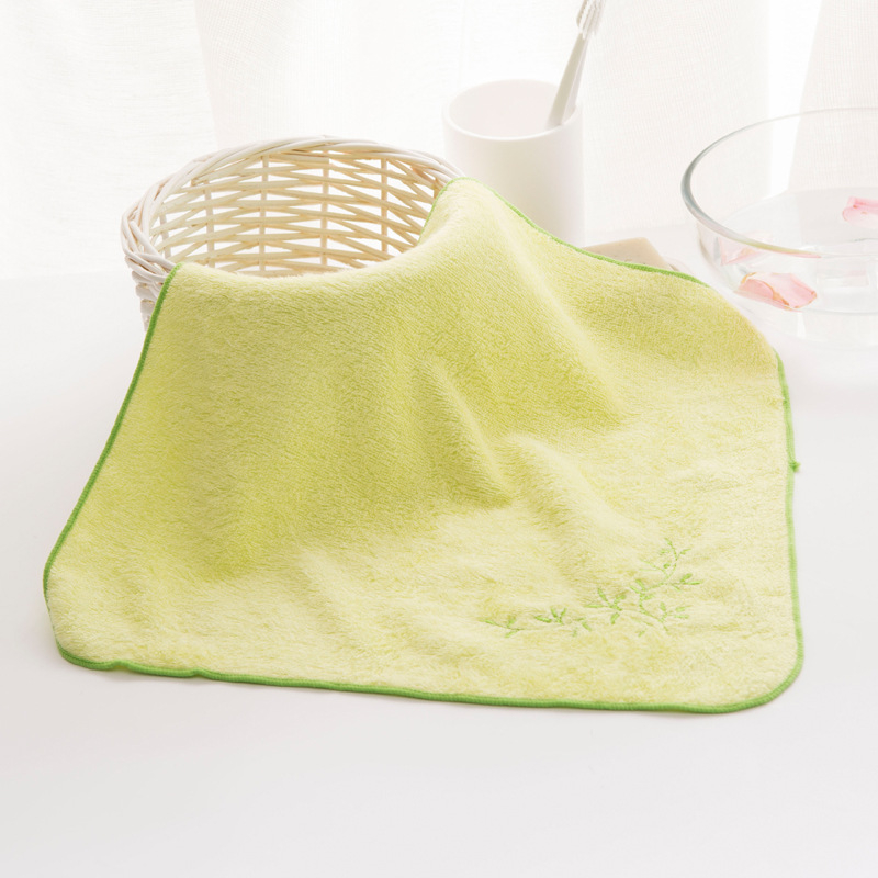 Παιδική τετράγωνη πετσέτα προσώπου από μπαμπού με κεντημένο λογότυπο, 60g, 32 νήματα, slub νήμα