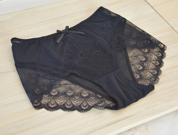 Дамски дантелени бикини с мрежеста текстура, мека еластична лента, дишащи, без видими линии, флорална шарка