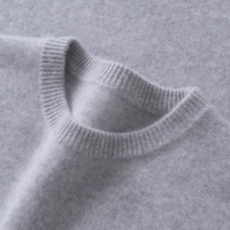 Ανδρικό πουλόβερ από κασμίρι με παχιά πλέξη, στρογγυλή λαιμόκοψη, μακριά μανίκια, 30–35% κασμίρι, μονόχρωμο σχέδιο