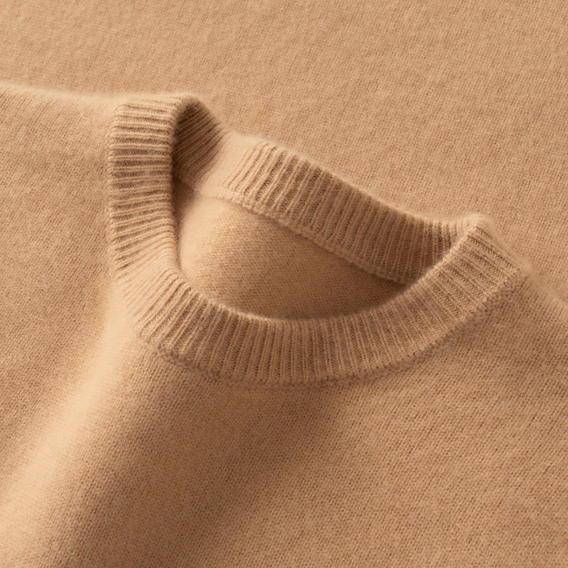 Ανδρικό πουλόβερ από κασμίρι με παχιά πλέξη, στρογγυλή λαιμόκοψη, μακριά μανίκια, 30–35% κασμίρι, μονόχρωμο σχέδιο