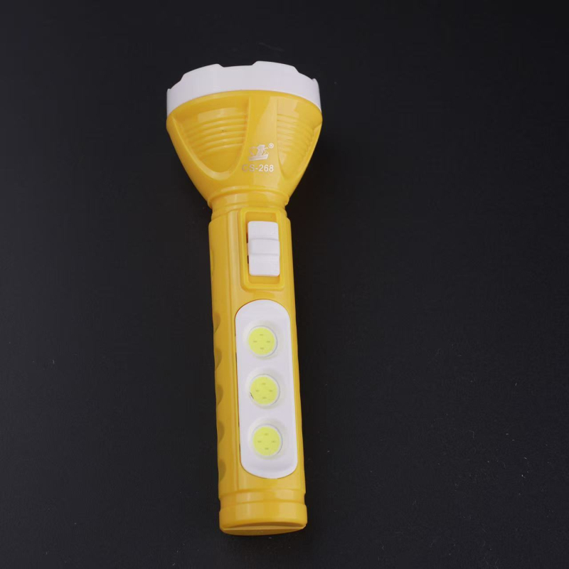 Φακός χειρός με υψηλό φωτισμό, τροφοδοσία 5V, 100 lm, εμβέλεια 60 m, γωνία δέσμης 180°, βάρος 100 g