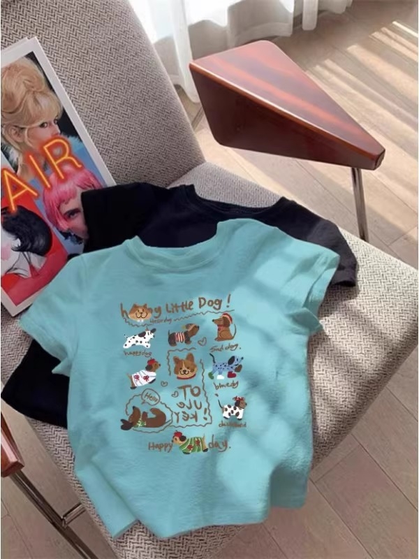 Памучна тениска с къси ръкави, кръгло деколте, принт с аниме карикатура, слим фит