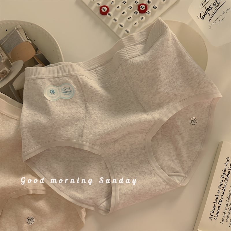 Ženske gaćice visokog struka – češljani pamuk, 95–100% pamuk, prozračan i oblikujući tijelo, srednji pojas, pamučna podstava