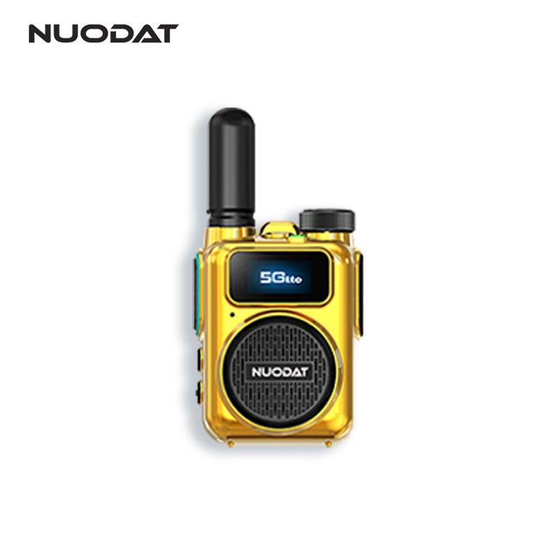 Card Interphone s GPS-om za komunikaciju u voznom parku; domet više od 50 km; mreža 5G/4G/3G/2G; litij-ionska baterija 1000–4000 mAh
