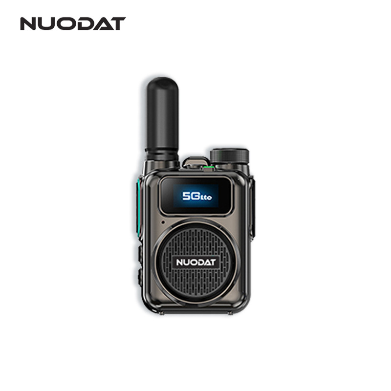 Card Interphone s GPS-om za komunikaciju u voznom parku; domet više od 50 km; mreža 5G/4G/3G/2G; litij-ionska baterija 1000–4000 mAh