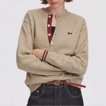 Плетен пуловер, свободна кройка, кръгло деколте, дълги ръкави, средна дебелина, есенно-зимен 2025