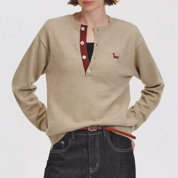 Плетен пуловер, свободна кройка, кръгло деколте, дълги ръкави, средна дебелина, есенно-зимен 2025