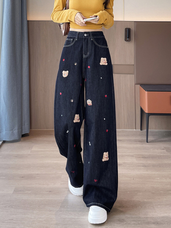 Дънки за жени с пухено подплатяване и дебелина — висока талия, широки крачоли с права кройка, бродерия, 80–90% памук