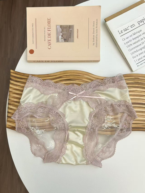 Női csipkés alsónemű, középső derék; fő anyag: nylon csipke; funkciók: lélegző, gyorsan száradó, antibakteriális; kötött anyag; pamut belső bélés