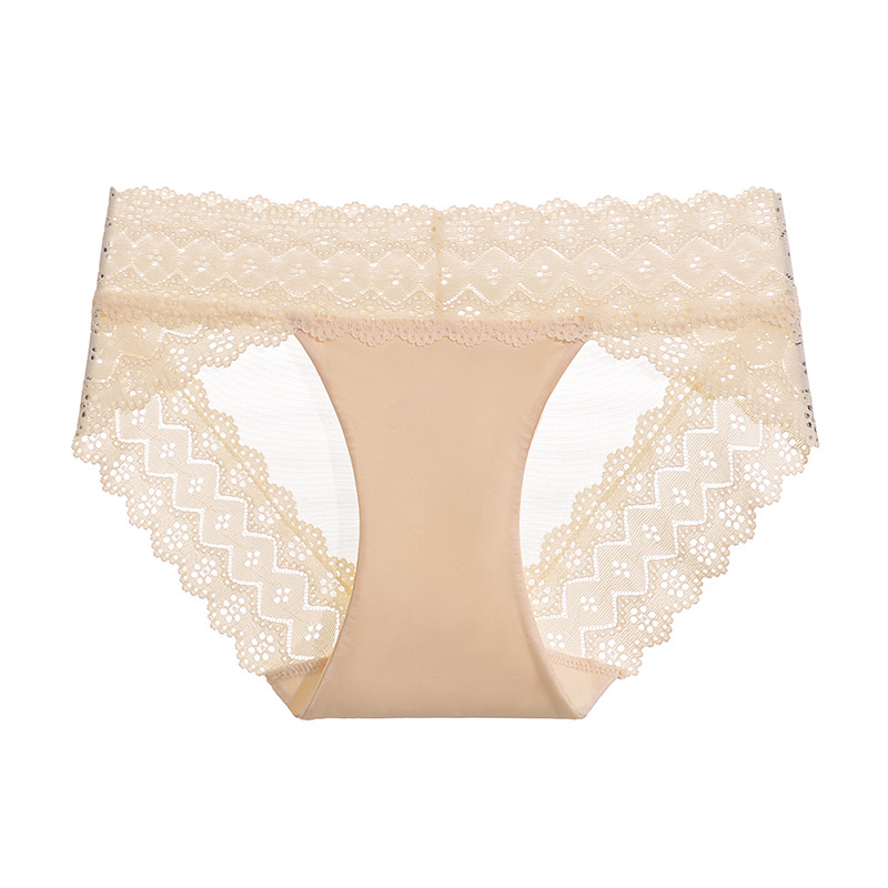 Női alacsony derekú csipkés alsónemű, légáteresztő és gyorsan száradó, antibakteriális; csipke anyaga: nylon 70–80%, intim rész pamut 80–90%, egyszínű dizájn