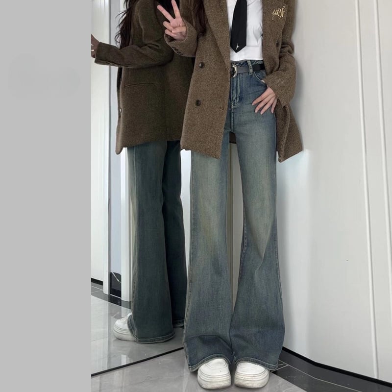 Дънки с висока талия, широки крачоли, деним от памук с еластичност (50–70% памук), джобове