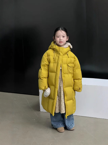 Gyerekeknek szóló tollal töltött dzseki háromvédelmi funkcióval, kapucnival, középhosszú, téli időszak, töltet 86–90% toll