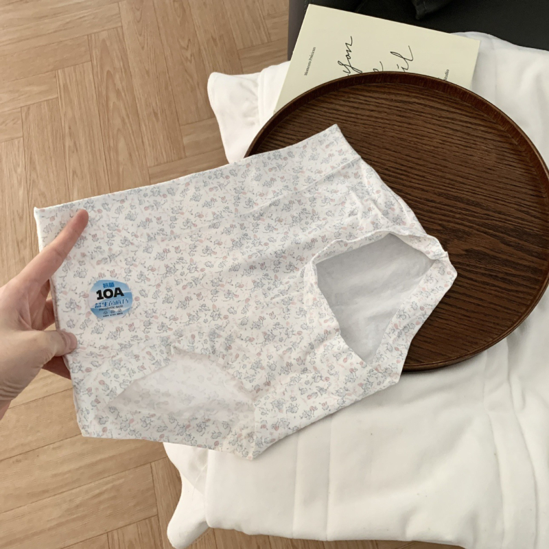 Női középmagos pamut alsónemű, virágos mintával, antibakteriális, lélegző, gyorsan száradó