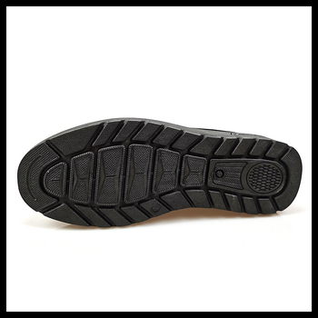 Férfi vászoncipő, kapcsok nélkül, kerek orr, pamutfelső, alacsony sarok 1–3 cm, injektált talp