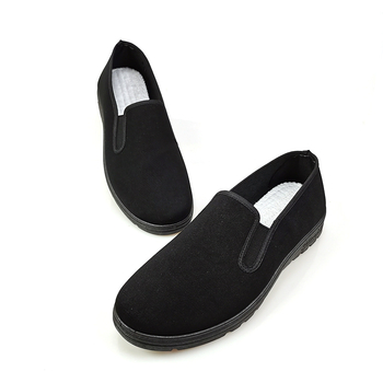 Férfi vászoncipő, kapcsok nélkül, kerek orr, pamutfelső, alacsony sarok 1–3 cm, injektált talp