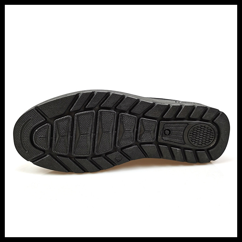 Férfi vászoncipő, kapcsok nélkül, kerek orr, pamutfelső, alacsony sarok 1–3 cm, injektált talp