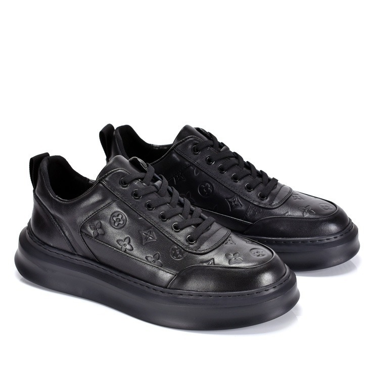 Férfi platformcipő, felsőrész: felsőréteg szarvasmarhabőrből, EVA talp, kerek orr, lapos sarok, belső talp természetes bőrből