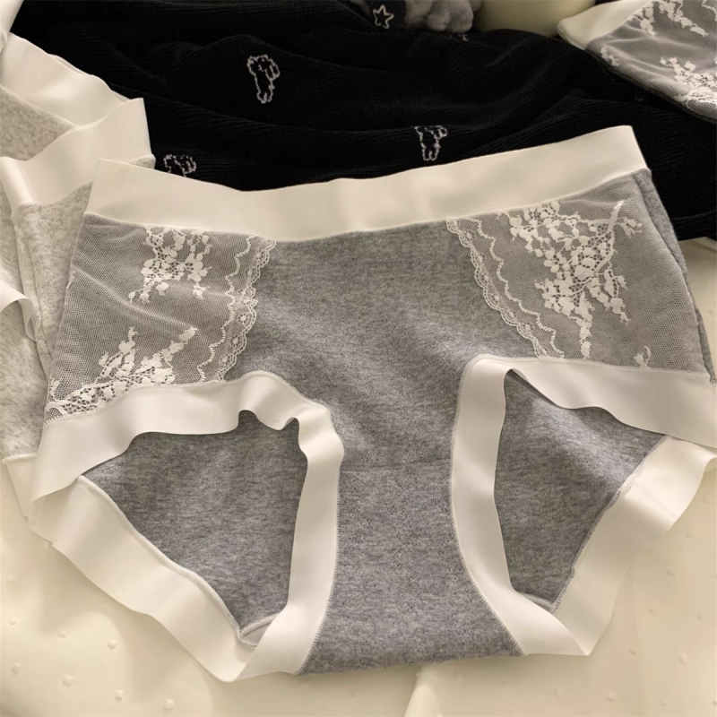 Női pamut alsónemű, középmagas derékrész, kötött anyagú, lélegző, antibakteriális; 95–100% pamut, 100% pamut aljzat