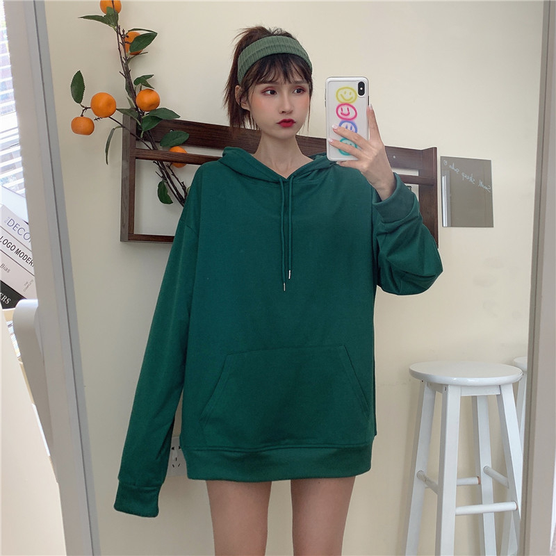 Дамски качулен суитшърт с подплата от флис – свободен силует, дълги ръкави, средна дължина, материя milk silk и полиестер, градски стил за свободното време