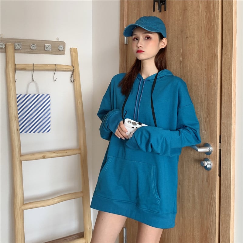 Дамски качулен суитшърт с подплата от флис – свободен силует, дълги ръкави, средна дължина, материя milk silk и полиестер, градски стил за свободното време