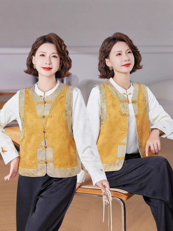 Жилет в китайски стил с кръгла яка, ретро дух; полиестерен плат, съдържание 80–90%, закопчаване на един ред копчета.