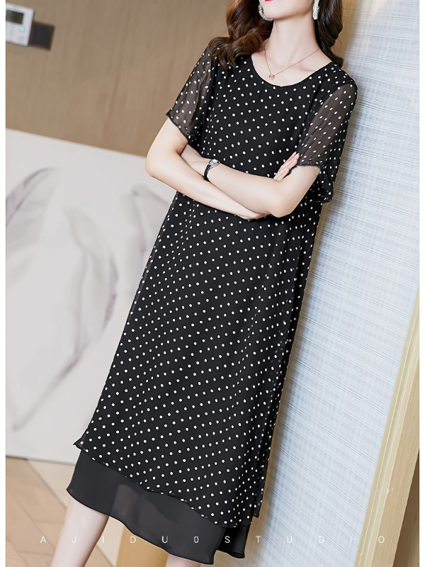 Rochie din chiffon cu imprimeu cu buline, croială A-line, guler rotund, mâneci scurte, lungime midi