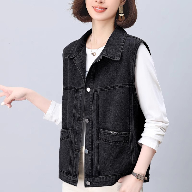 Деним жилетка за жени, тесен силует, къс модел, поло яка, закопчаване с катарами, пълнеж от памук
