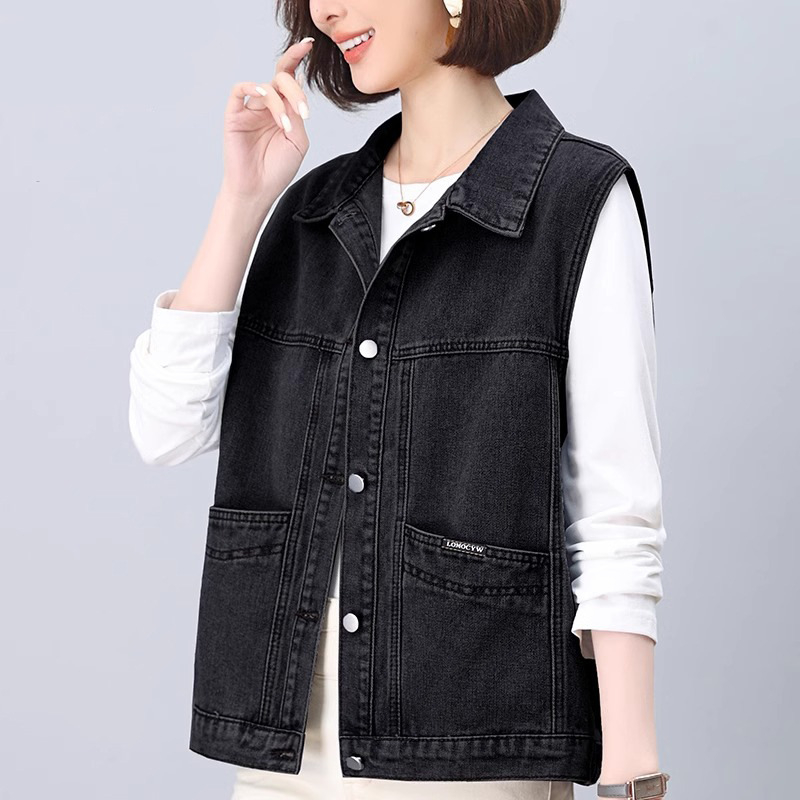 Деним жилетка за жени, тесен силует, къс модел, поло яка, закопчаване с катарами, пълнеж от памук