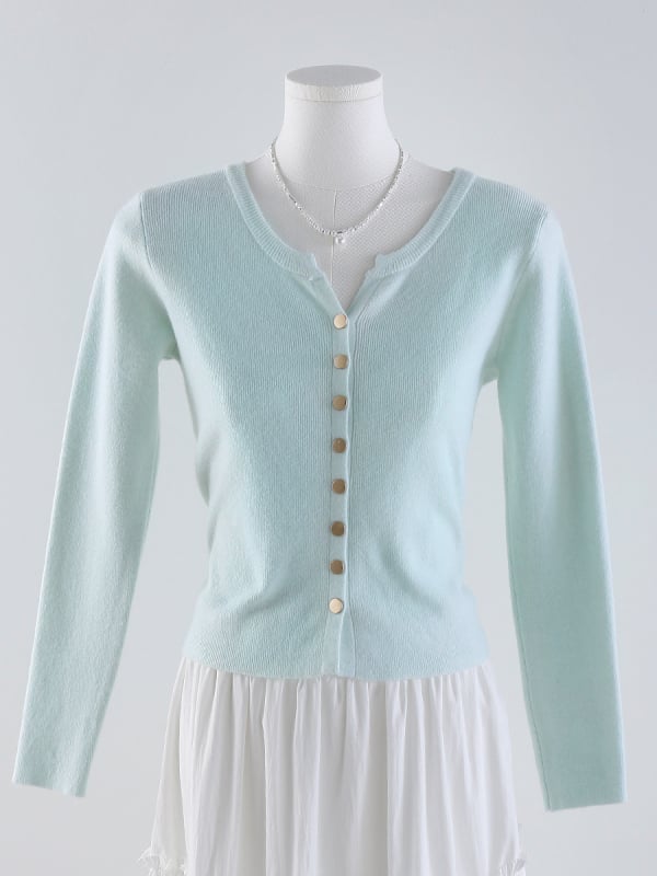 Женски плетен кардиган с V-образно деколте, закопчаване с едно ред копчета, дълги ръкави, тънък силует, полиестер/акрил смес