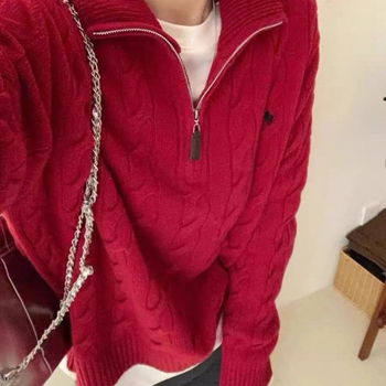 Плетена блуза с бродерия и животински принт, плътна материя, свободна кройка, дълги ръкави, полуцип яка