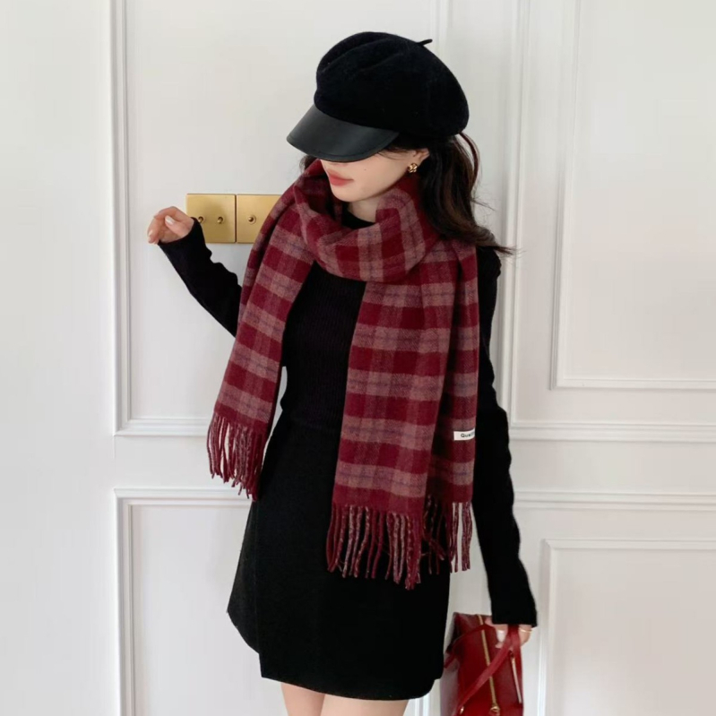 Șal din amestec de lână cu carouri, lungime lungă, iarna 2025