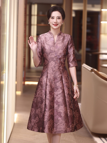 Рокля за свекърва на сватба, жакардова материя, полиестер 50–70% със спандекс <30%, средна дължина, пролет 2025, стил социалити