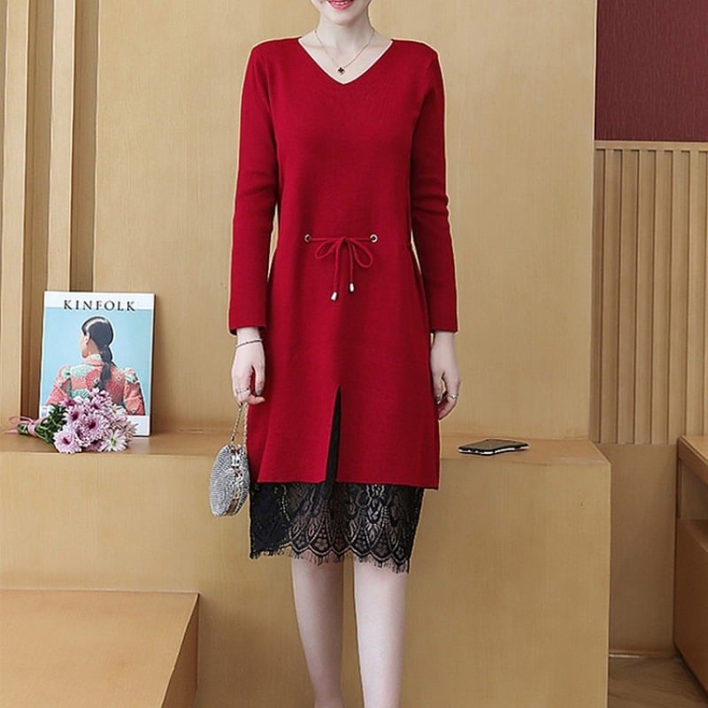 Poliészterből készült ruha V-nyakkal, hosszú ujjú, elasztikus derék, A-vonalú sziluett