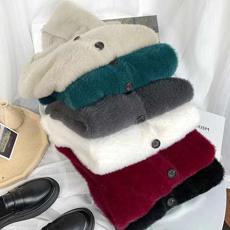 Дамски кардиган от изкуствен велур с мъхест ефект - свободна кройка, V-образно деколте, дълги ръкави, средна дължина