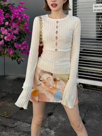 Пуловер за жени – Slim fit, кръгло деколте, дълги ръкави, едноцветен, овча кадифена материя; полиестер-спандекс смес