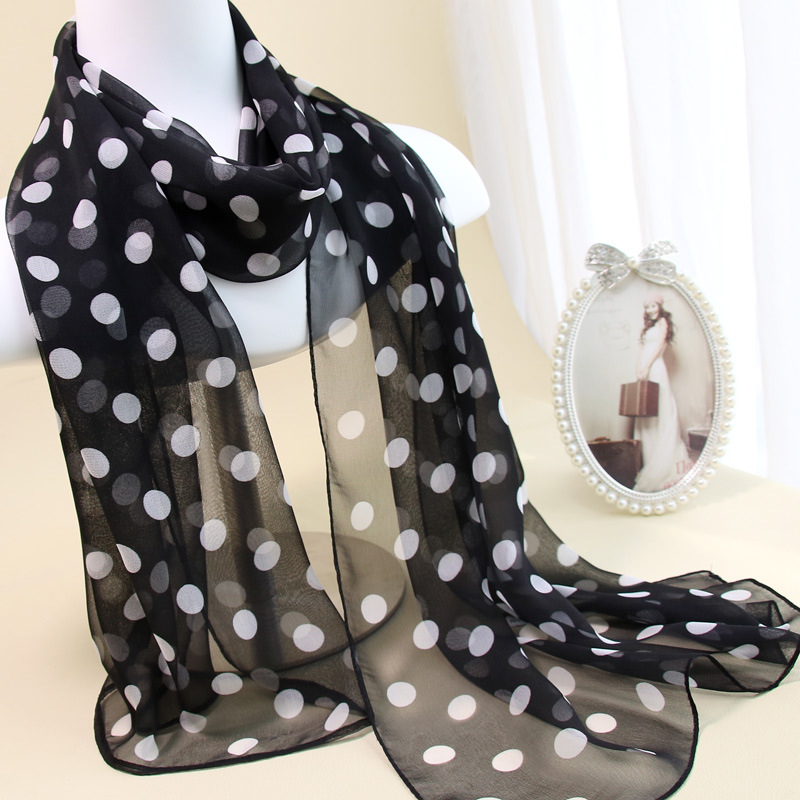 Шал от найлонов шифон с точков принт, пролет 2023, средна дължина, стил свеж и сладък