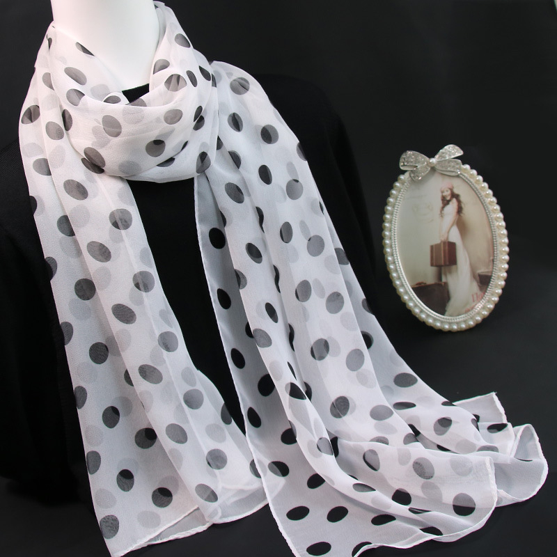 Шал от найлонов шифон с точков принт, пролет 2023, средна дължина, стил свеж и сладък