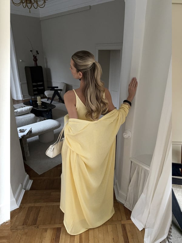 Мохерен кардиган с удължена дължина, прозрачно плетиво, V-образно деколте, свободна кройка