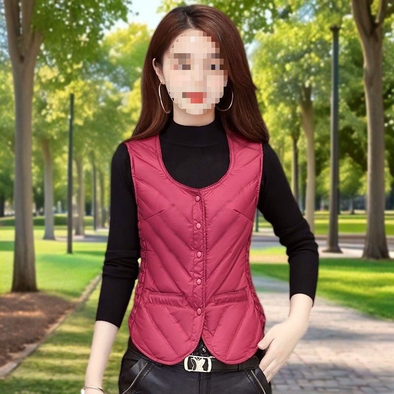 Дамска пухена жилетка за вътрешно носене, регулярна кройка, поло яка, Chenille плат, съдържание на спандекс 80–90%, пролет 2025
