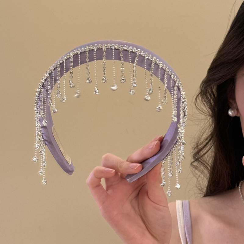 Bandă pentru cap cu ciucuri pentru femei — stil Coreean, primăvara 2025, Brand: Altul