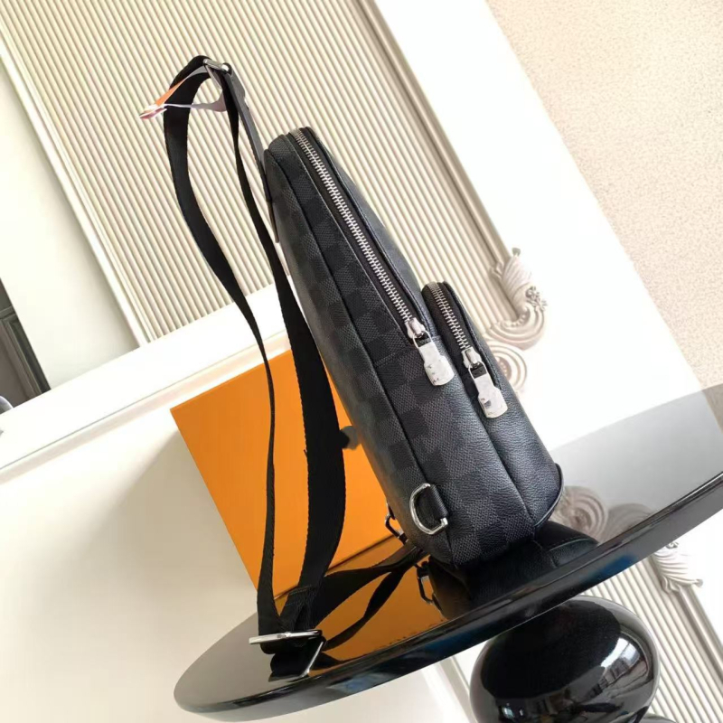 Geantă de piept pentru bărbați, stil stradal, piele de vită de primă clasă, rezistentă la uzură, capacitate extinsă, căptușeală din nylon, imprimeu cu litere