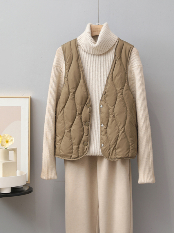 Γυναικείο γιλέκο με down, Χειμώνας 2025, V-λαιμός, στενή γραμμή, πλήρωση από λευκό πάπιας down 86-90%