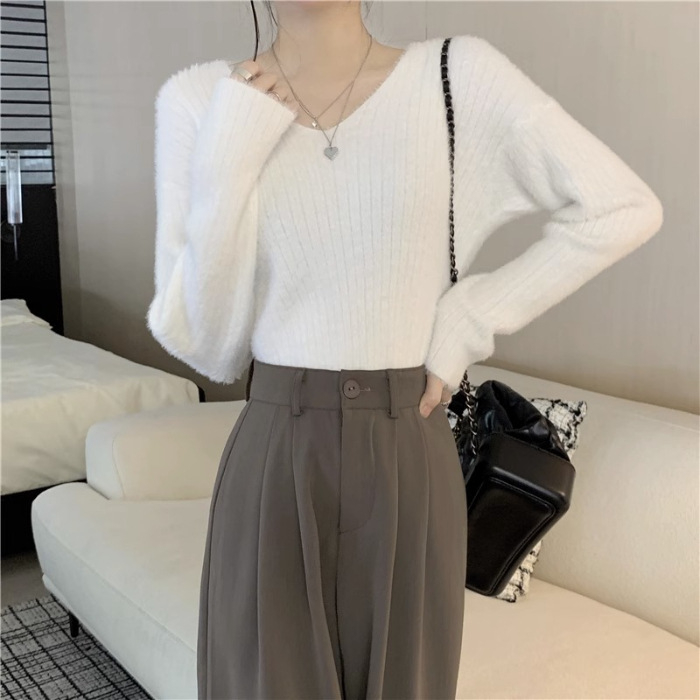 Женски пуловер с V-образно деколте, изкуствен норков велур, дълги ръкави, свободна кройка, зима 2024